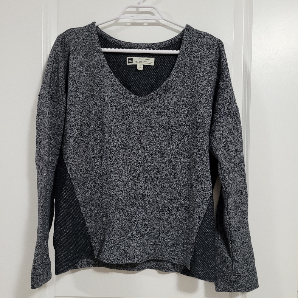 MEC Women's medium gray longsleeves 60% cotton